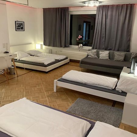 Aschaffapartment 4 Schlafzimmer Bis 10 Personen Bei Aschaffenburg Mainaschaff 外观 照片