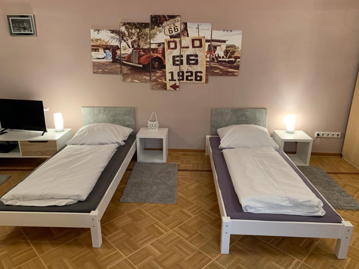 Aschaffapartment 4 Schlafzimmer Bis 10 Personen Bei Aschaffenburg Mainaschaff 外观 照片