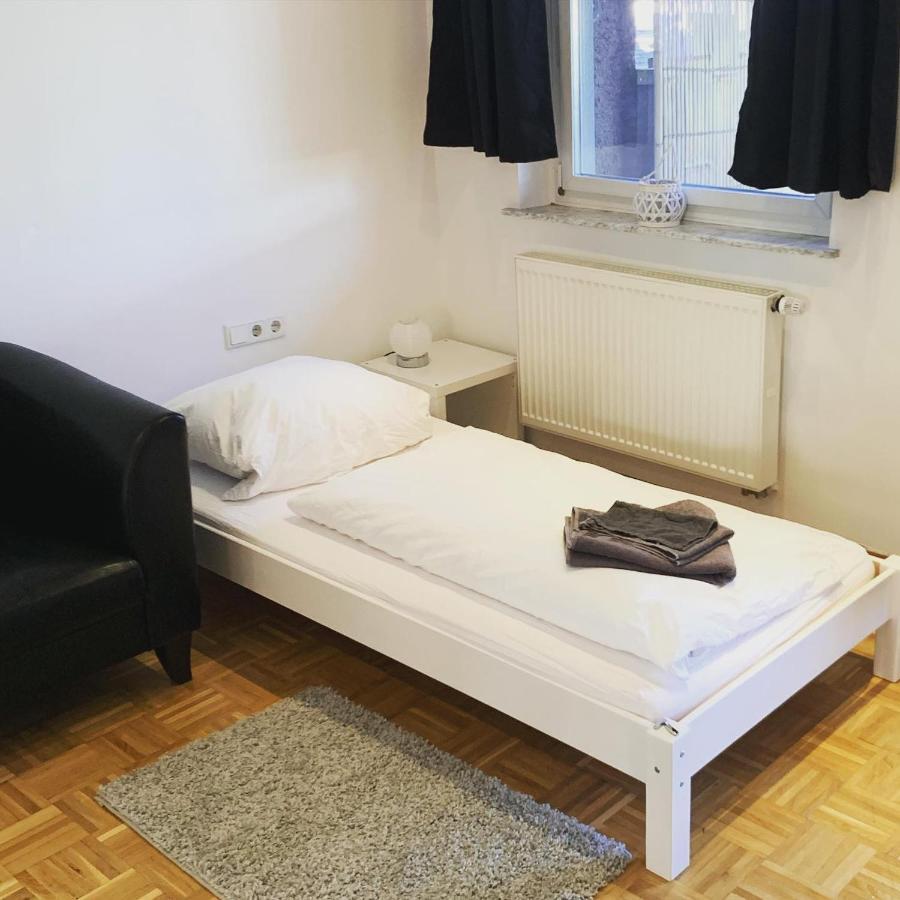 Aschaffapartment 4 Schlafzimmer Bis 10 Personen Bei Aschaffenburg Mainaschaff 外观 照片