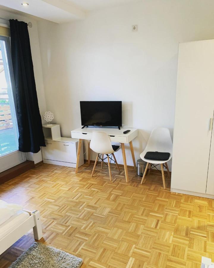 Aschaffapartment 4 Schlafzimmer Bis 10 Personen Bei Aschaffenburg Mainaschaff 外观 照片
