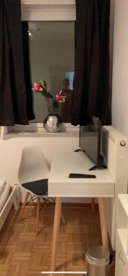 Aschaffapartment 4 Schlafzimmer Bis 10 Personen Bei Aschaffenburg Mainaschaff 外观 照片