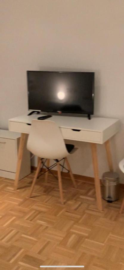 Aschaffapartment 4 Schlafzimmer Bis 10 Personen Bei Aschaffenburg Mainaschaff 外观 照片