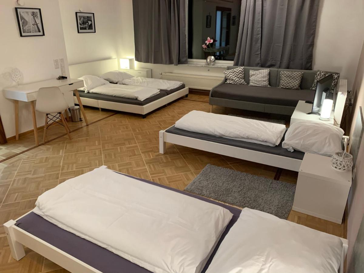 Aschaffapartment 4 Schlafzimmer Bis 10 Personen Bei Aschaffenburg Mainaschaff 外观 照片