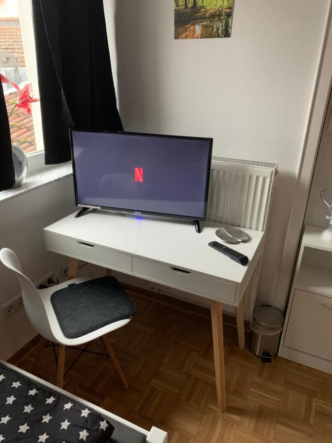 Aschaffapartment 4 Schlafzimmer Bis 10 Personen Bei Aschaffenburg Mainaschaff 外观 照片