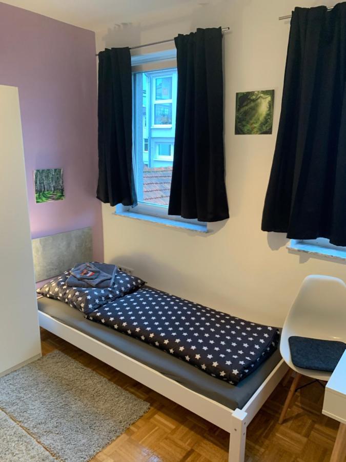 Aschaffapartment 4 Schlafzimmer Bis 10 Personen Bei Aschaffenburg Mainaschaff 外观 照片